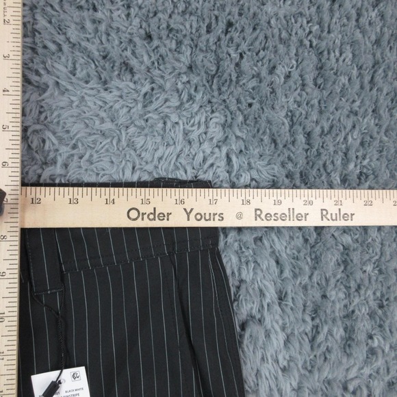 Metal Mulisha Shorts Mens 32 Crooked 2 Pinstripe Hybrid Boardshorts 34x11* NWT - Picture 3 of 14